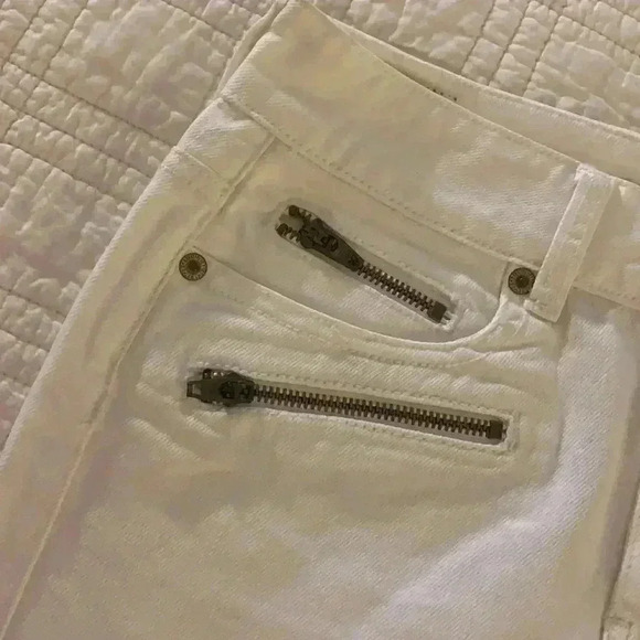 American eagle - Picture 2 of 4